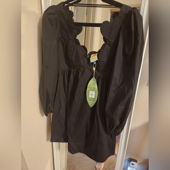 Farm Rio Heart Shaped neckline long sleeves mini dress - Picture 8 of 14